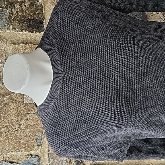 ATHLETA Asymmetrical Rest Day Crewneck Sweater Long Sleeve Gray Women's Size XXS - Picture 2 of 9